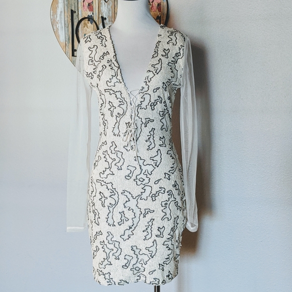 NWT Stylestalker sequin mesh mini dress - Picture 7 of 7